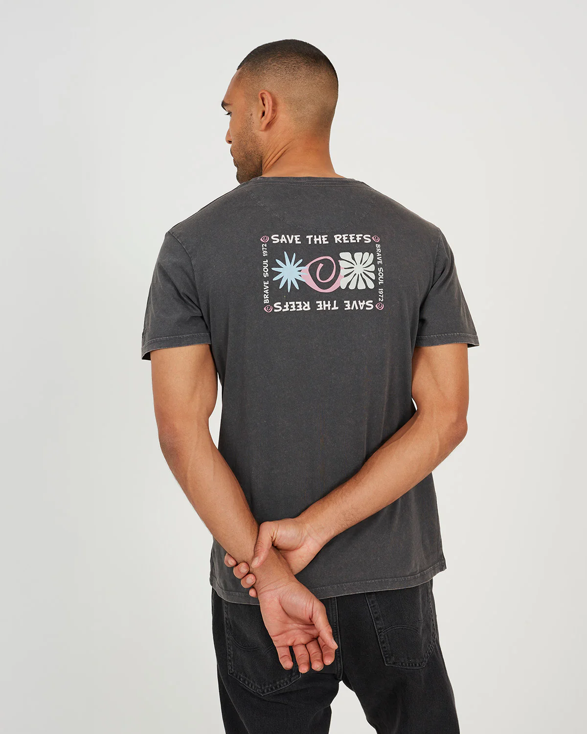 Camiseta Surin Charcoal